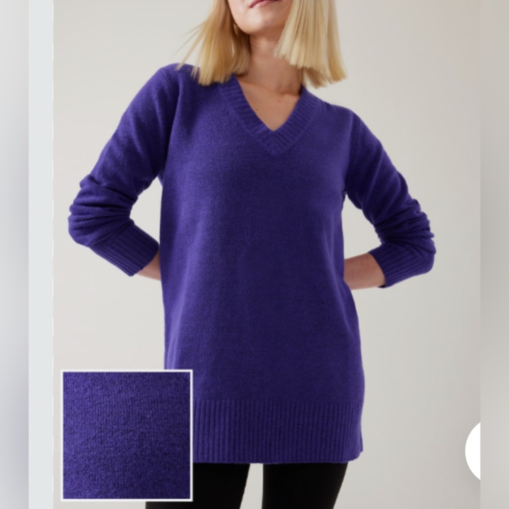 Athleta Westwood Sweater Purple V-Neck Ribbed Hem Merino Wool Size Small S/P